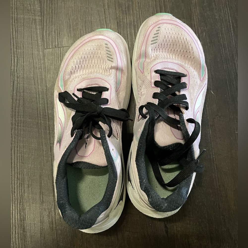 Altra Pink Athletic Shoes Versatile Design